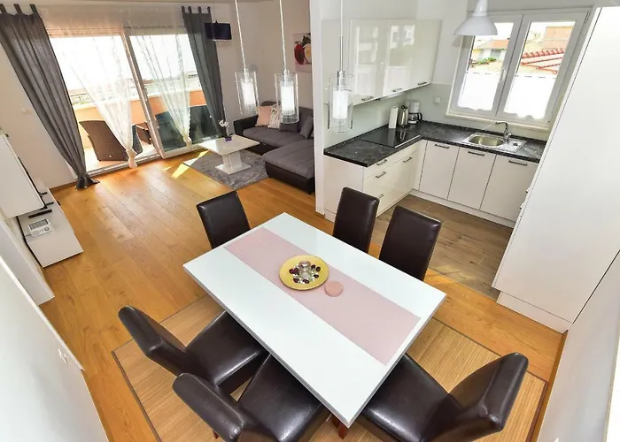 בית הארחה Evelin מאקרסקה