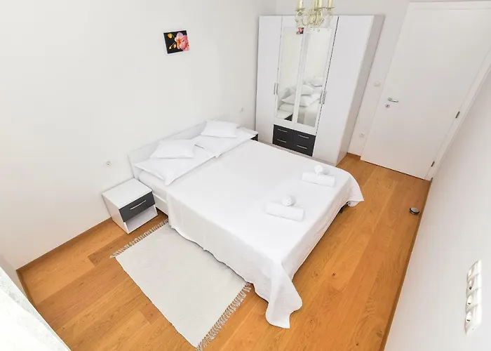 בית הארחה Evelin מאקרסקה