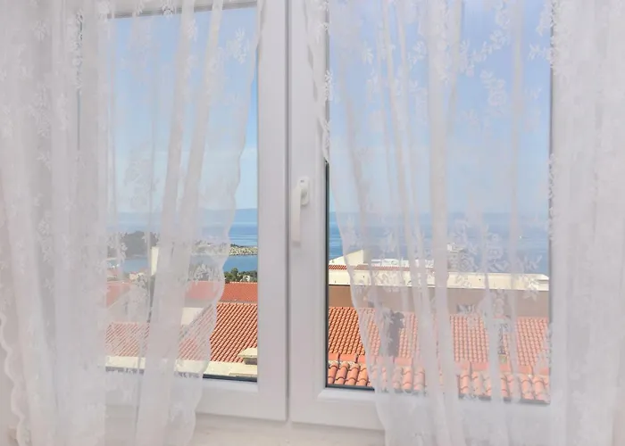 Πανσιόν Evelin 4*