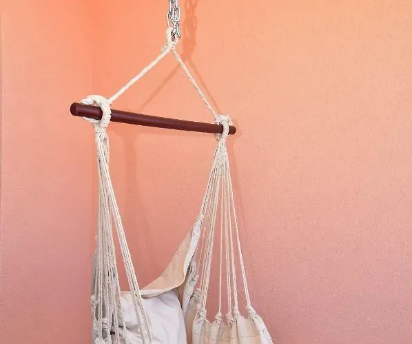 Evelin Πανσιόν